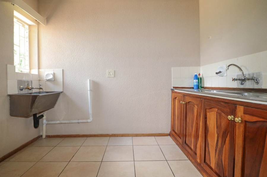 To Let 3 Bedroom Property for Rent in Doringkruin North West